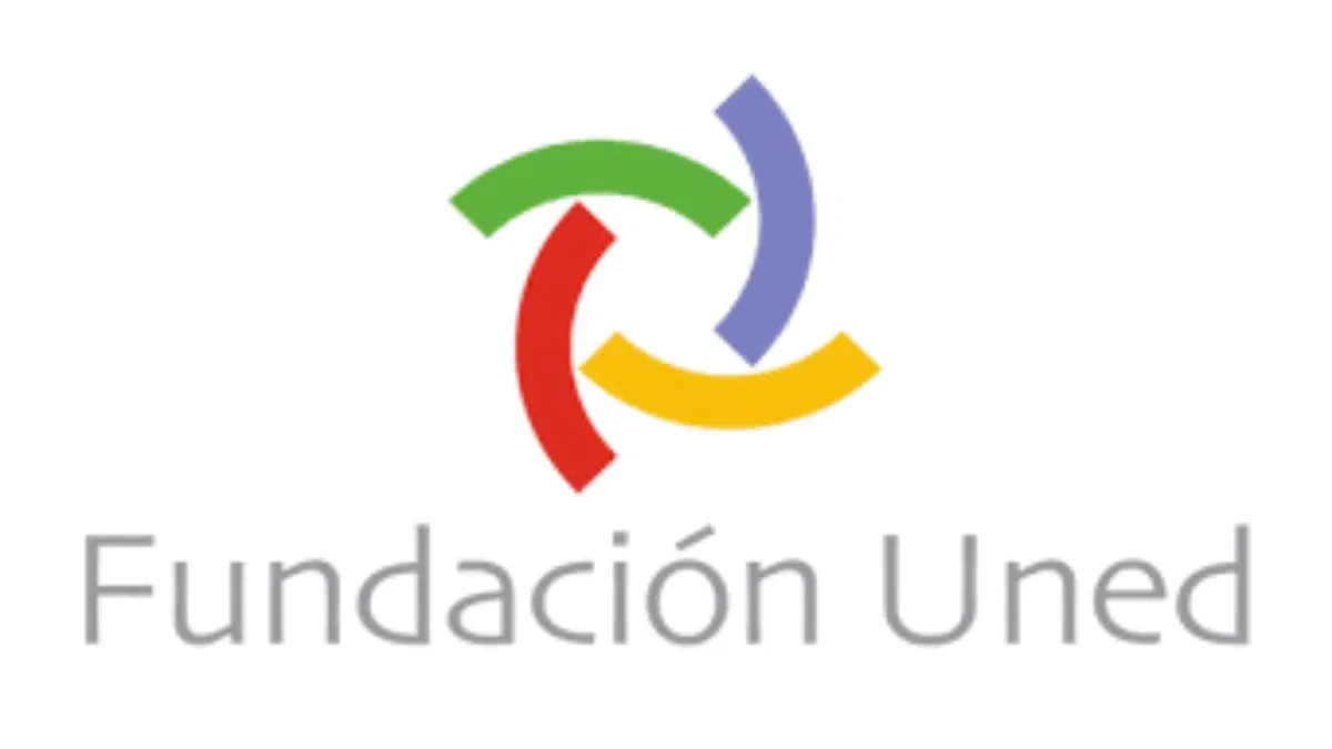 como elegir mejor curso community manager social media manager fundacion uned